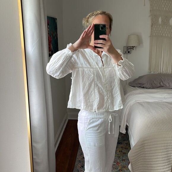 Treasure & Bond Long Sleeve Eyelet Lace Button Front Shirt Size Medium Ivory - Picture 4 of 10